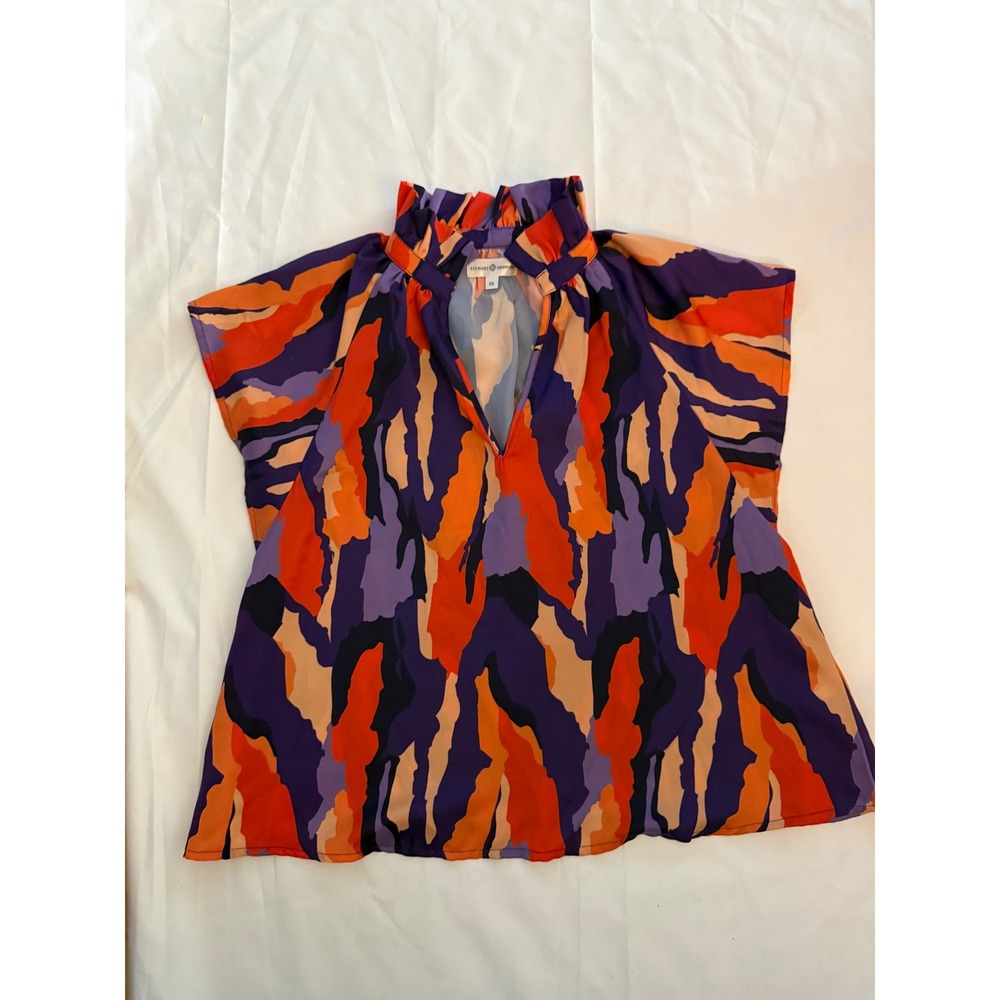 Stewart Simmons Abstract Print Ruffle Neck V-Cutout Flutter Sleeve Top XS